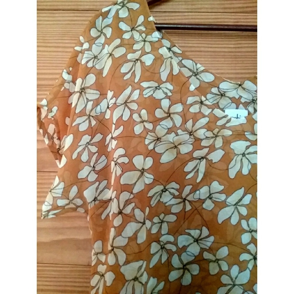 NWOT Cabi Blouse, S